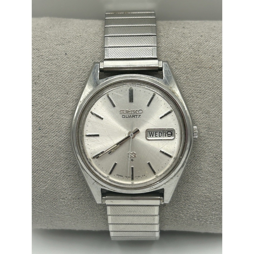 Vintage Seiko SQ 7546-7139 Mens Watch Silver Tone Needs Battery